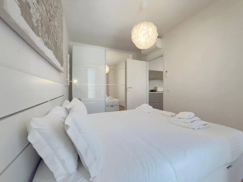 Homeby, Terrace Apartment Francesca Florencia