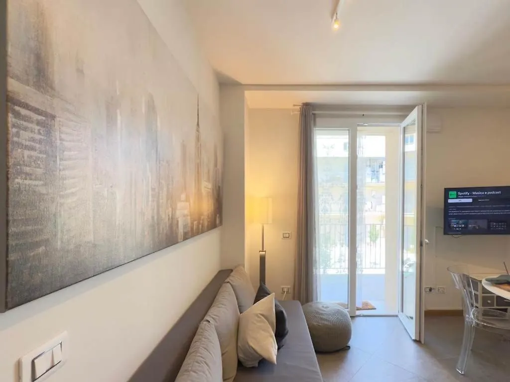 Homeby, Terrace Apartment Francesca Florencia